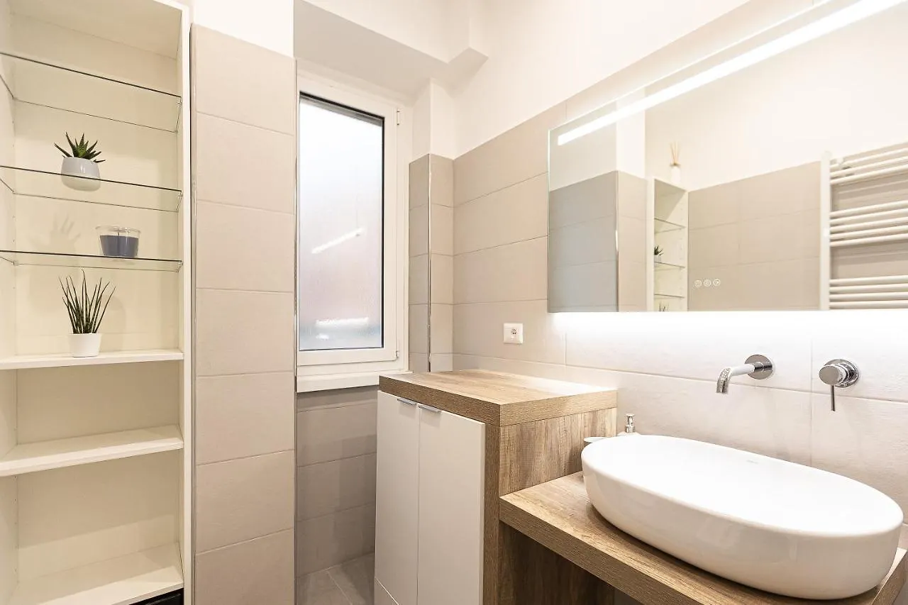 Appartamento Matilde Modern Apartment-Rental In Roma Italia