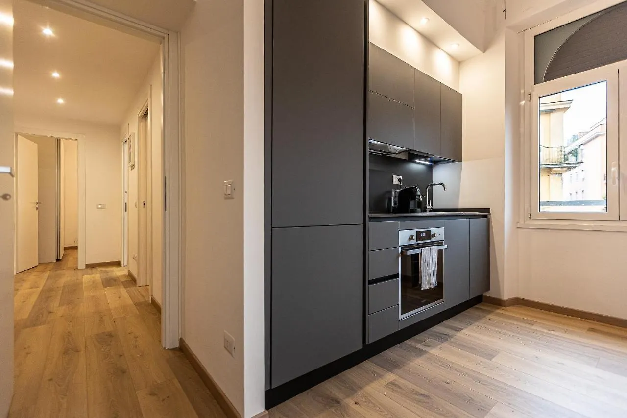 Matilde Modern Apartment-Rental In Roma 0*,  Italia